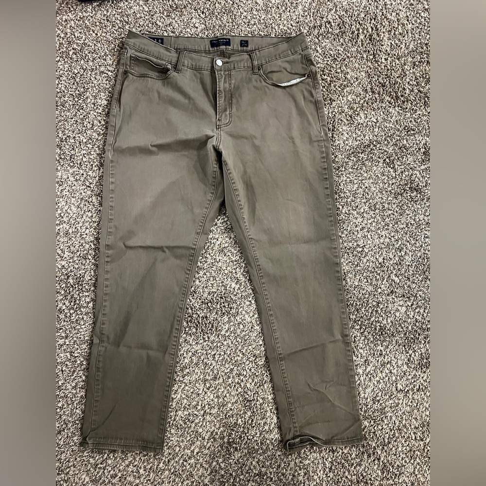 Lucky Brand 410 Athletic Khaki - 38x32